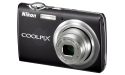 Nikon Coolpix S220 - Markteinfhrung Februar 2009 - Die flache 10 Megapixel Nikon S220 wurde 2010 zur meistverkauten Digitalkamera gewhlt