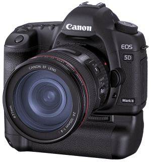 Foto: CANON 5d mark II Kamera-Kit mit Batteriegriff und Objektiv EF 24-105mm L IS USM